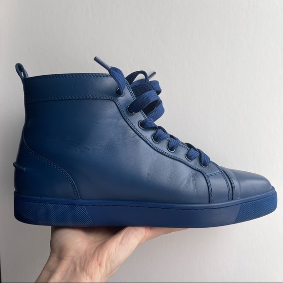 CHRISTIAN LOUBOUTIN
High-Top Sneakers - Picture 4 of 11